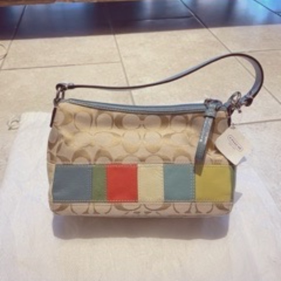 Coach handbag - Picture 1 of 2